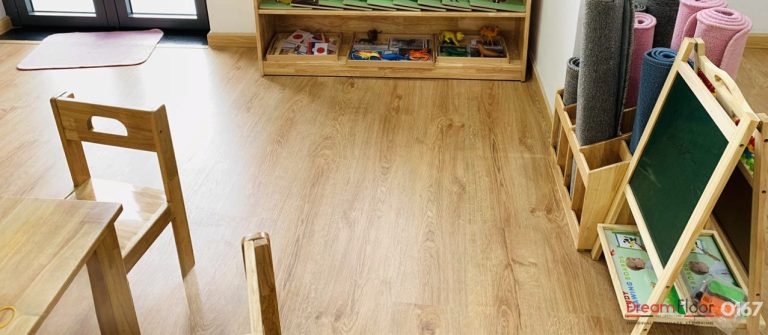 Sàn Gỗ Dream Floor 8mm O167