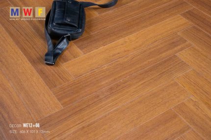 Sàn Gỗ Malay Wood 12mm WE12+66