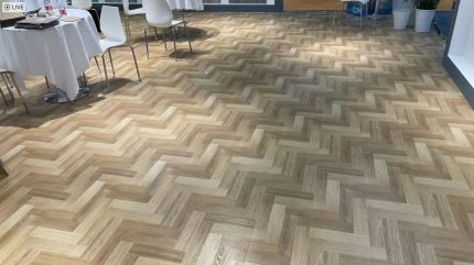 Sàn Gỗ Xương Cá 3K ART 8mm Z8+88