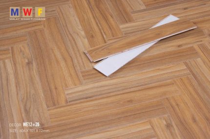 Sàn Gỗ Malay Wood 12mm XC12+26
