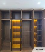 Tủ quần áo Cánh Mở Gỗ kết hợp Khung nhôm Kính màu 300x260 TQA08.1 - Walnut